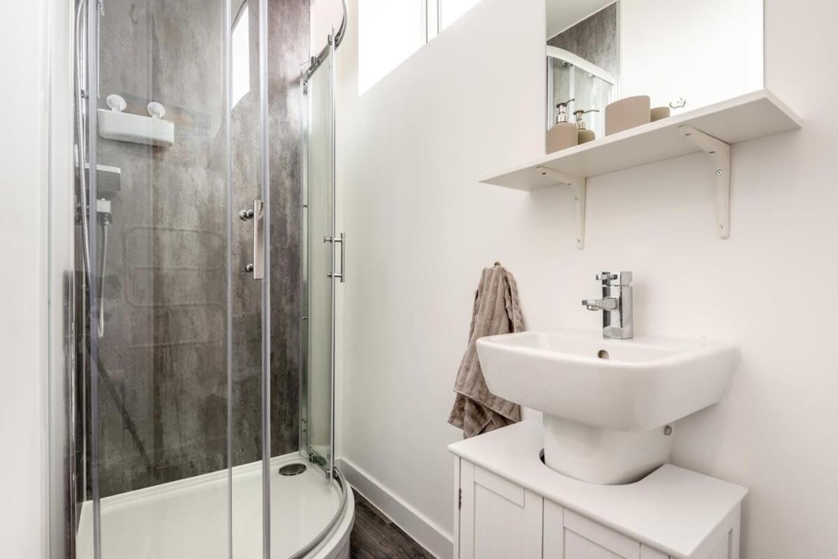 Cosy 1 Bedroom Apartment In Central Sheffield Extérieur photo